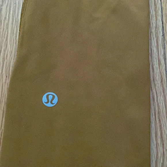 Lululemon sz 2 Fast and Free reflective high rise tights  NWOT - Picture 6 of 8